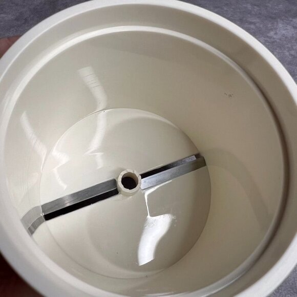 The Pampered Chef Spiral & Slice Spiralizer Kitchen Tool #1136 - Picture 4 of 9